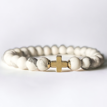 Load image into Gallery viewer, Minimalist Cross Bracelet